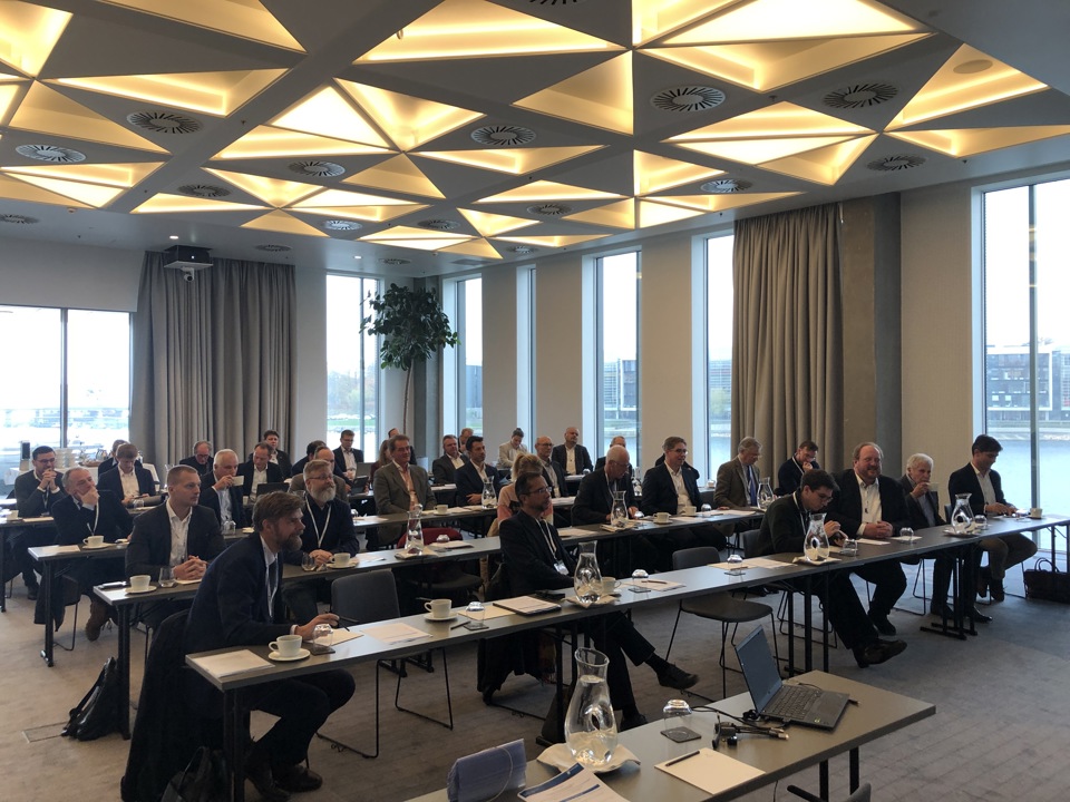 Delegationen fulgte ekspertoplæggene med stor interesse